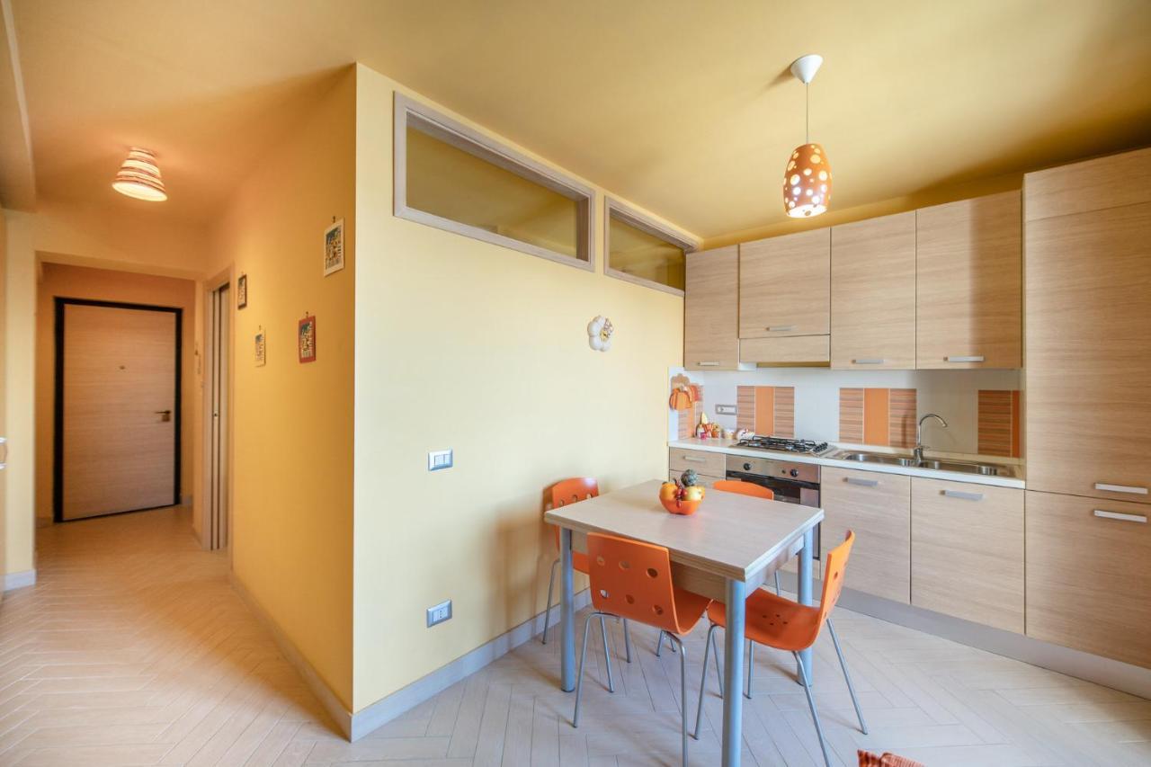 Casa Cinzia In Marina Di Corricella Villa Procida Luaran gambar
