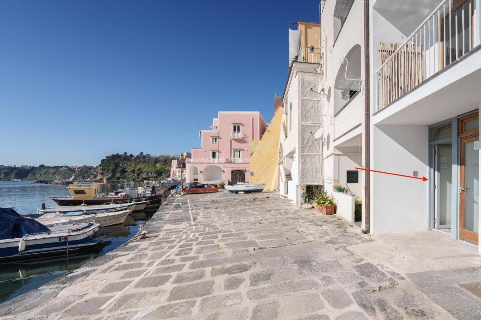 Casa Cinzia In Marina Di Corricella Villa Procida Luaran gambar